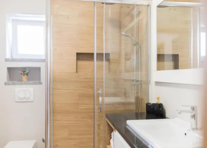 Ferienhaus Mihael House - Three Bedroom With Jacuzzi Zadar