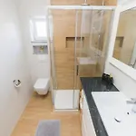 Mihael House - Three Bedroom With Jacuzzi Zadar